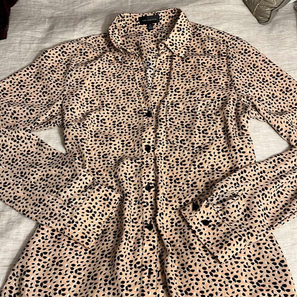 Spotted button down - Picture 2 of 5